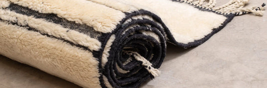 Black and White Moroccan Rugs for every space - Izyls