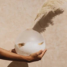 Vases by Izyls