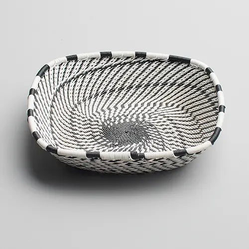 Flat square basket zulu wire - Black & White - Photo 1