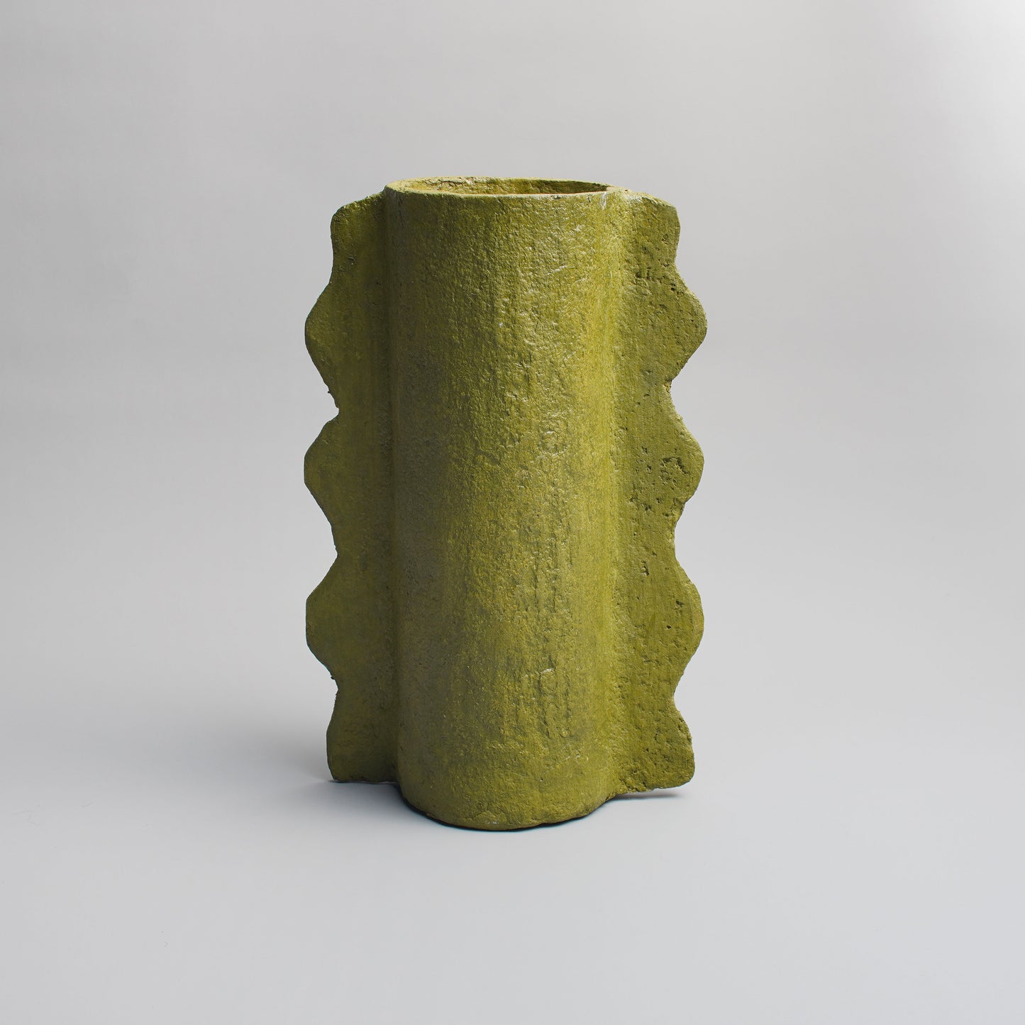 Handcrafted Paper Pulp - Ligagasi Vase - Emerald Green - Photo 1