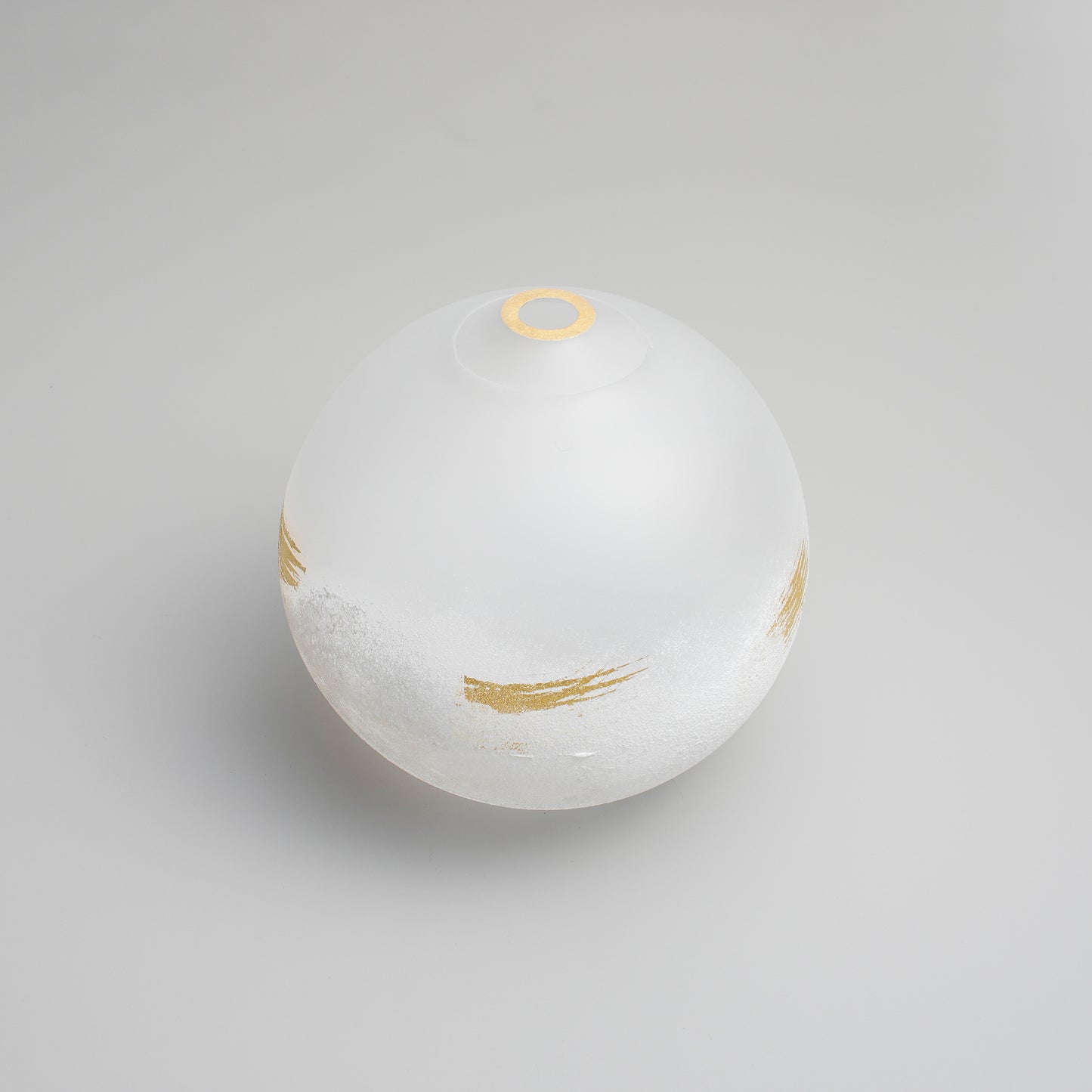 Cloud – Handblown Frosted Glass Vase - Image 2