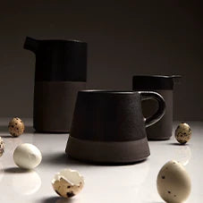 Black pottery by Izyls