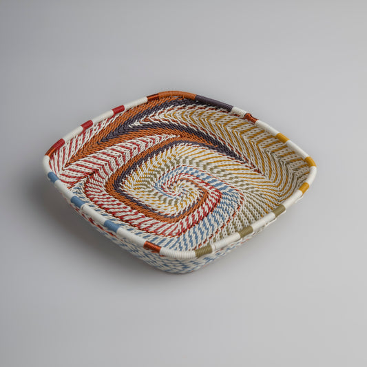 Flat square basket zulu wire Mountain Rainbow