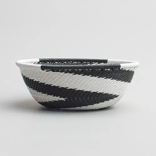 Shallow basket zulu wire- Black & White - Small - Photo 2