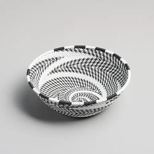 Shallow basket zulu wire- Black & White - Medium - Photo 1