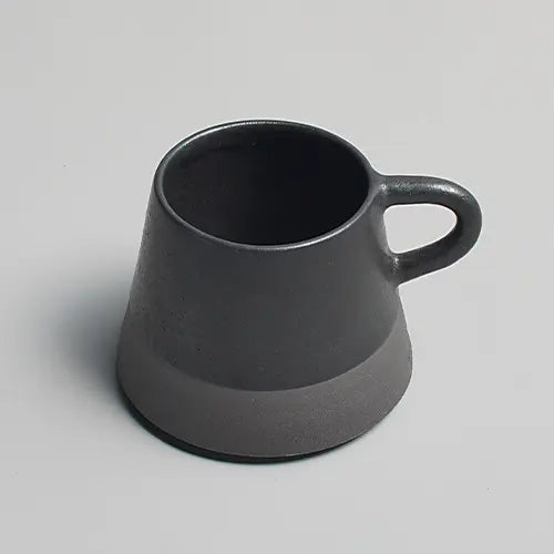 Handcrafted Ceramic - Mug Cone - Black & Ebony - Photo 1