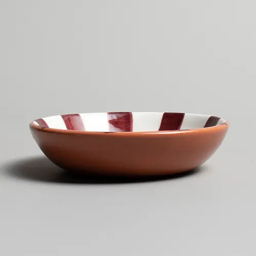 Handcrafted Ceramic - Sun Strip Shallow Bowl - Terracotta - Small - Photo 3