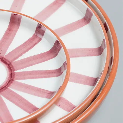 Sun Strip Plate - Terracota - 3 plates - Close up